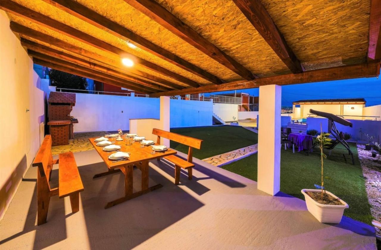 Villa Ana Kaštel Sućurac Extérieur photo
