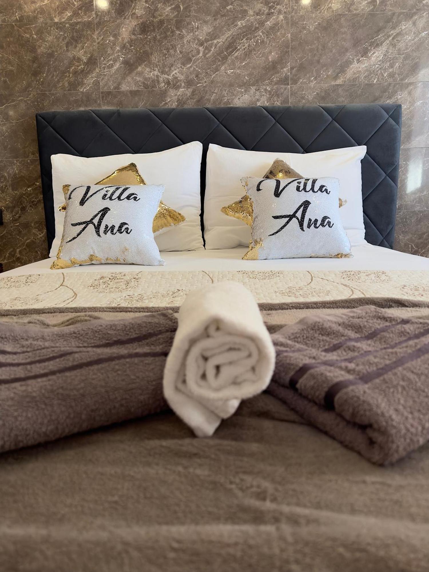Villa Ana Kaštel Sućurac Extérieur photo