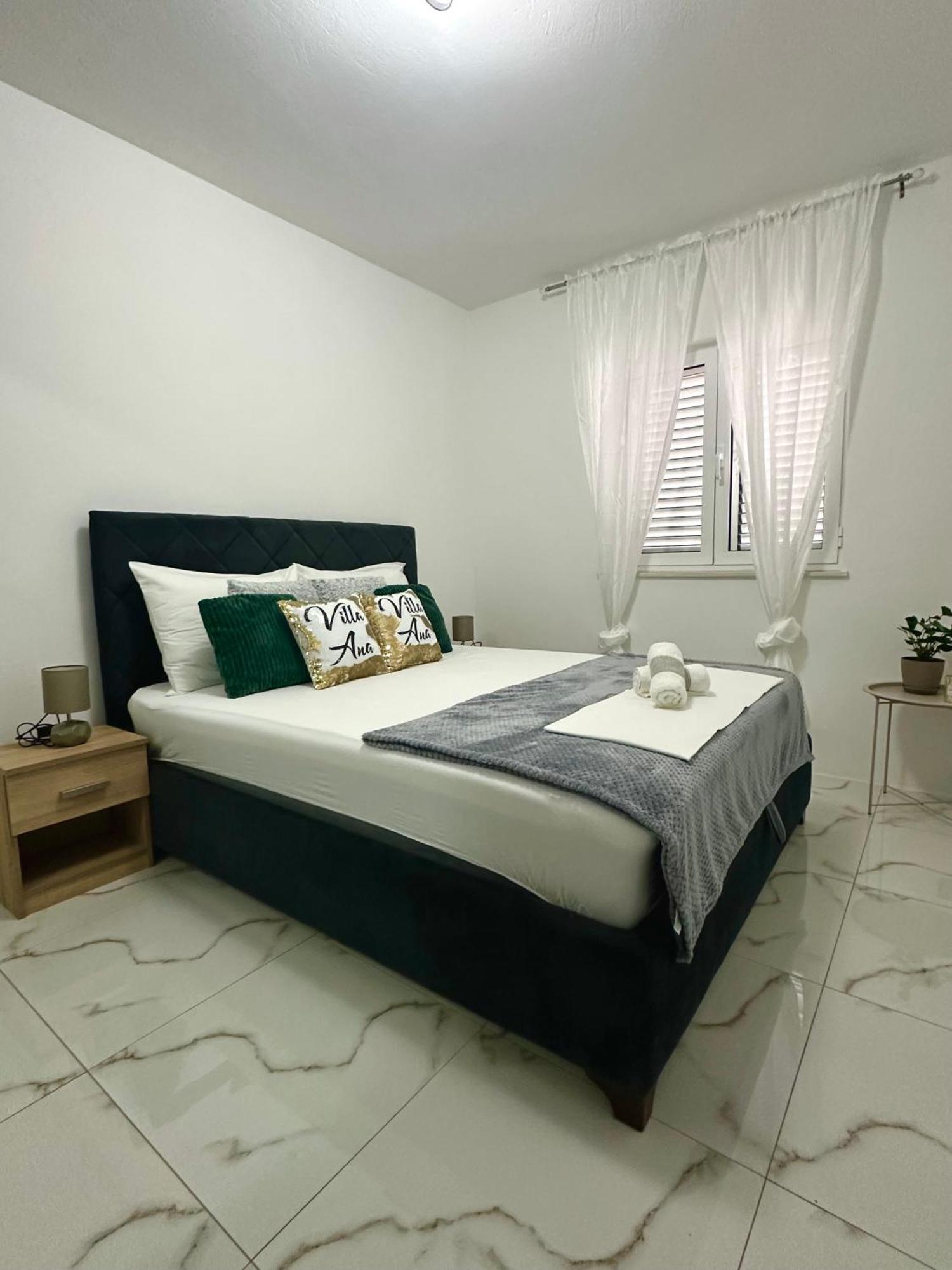 Villa Ana Kaštel Sućurac Extérieur photo